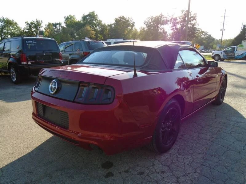 2013 Ford S197 Mustang - Image 5 of 10