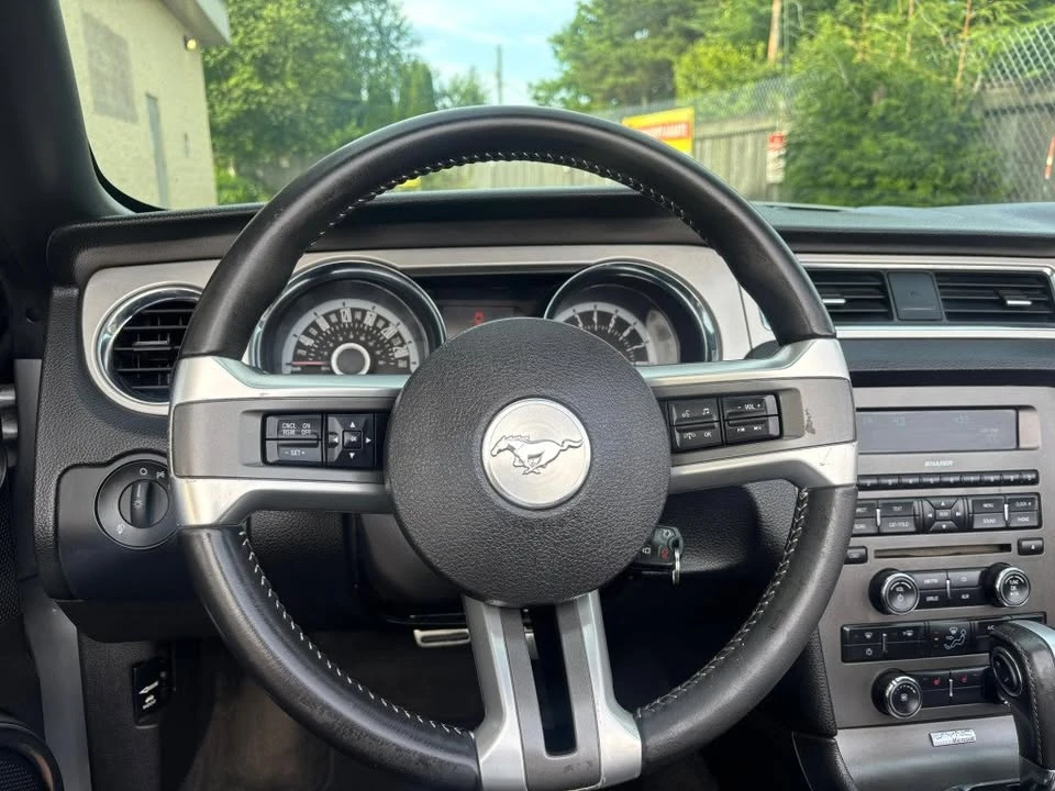 2013 Ford S197 Mustang - Image 11 of 16