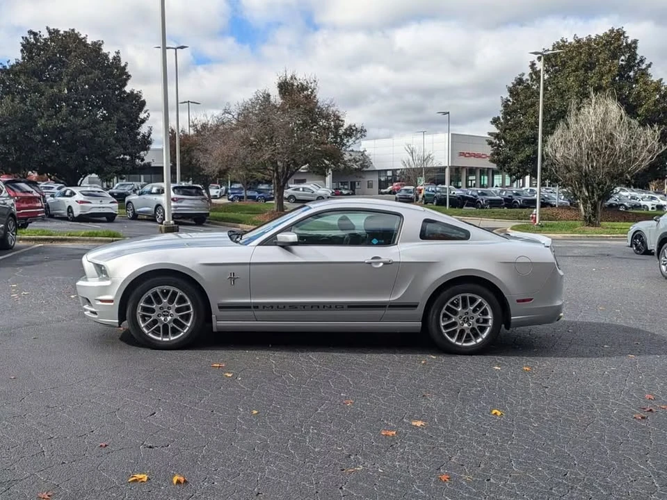 2013 Ford S197 Mustang - Image 7 of 20