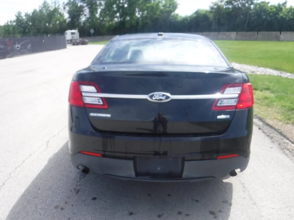 2013 Ford Taurus 6th Gen - Image 6 of 15