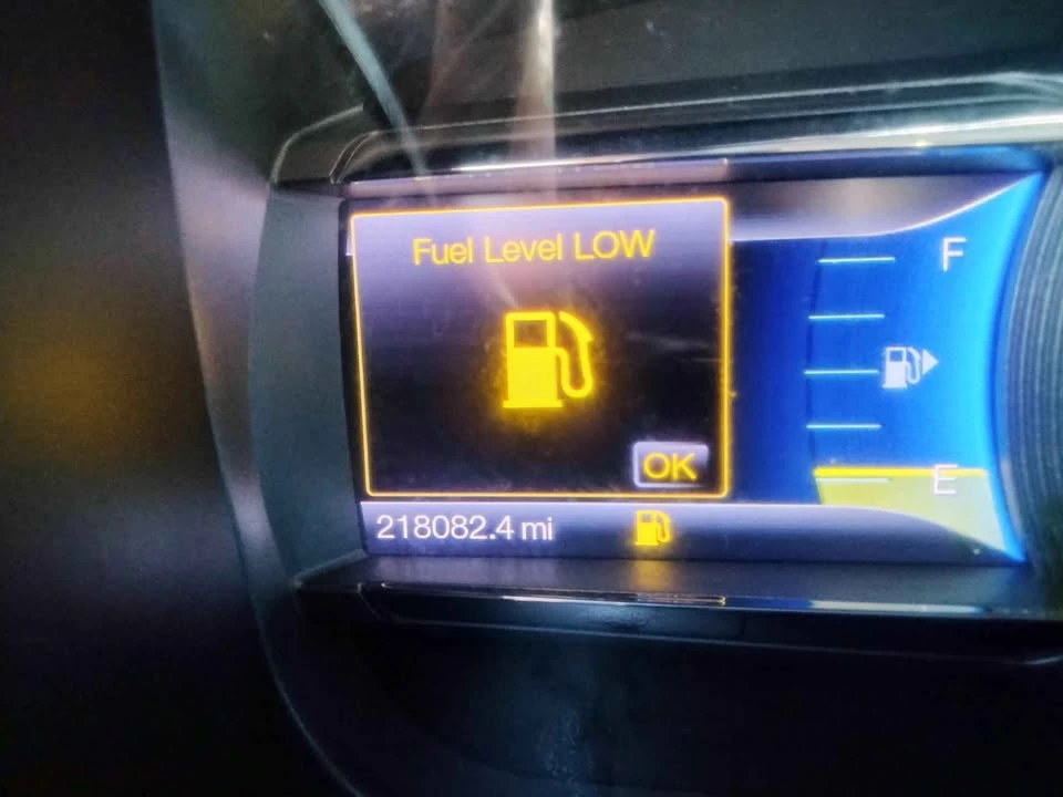 2013 Ford Taurus 6th Gen - Image 6 of 8