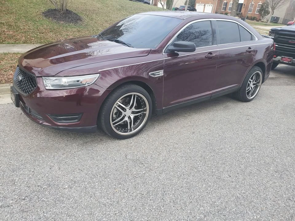2013 Ford Taurus 6th Gen - Image 2 of 8