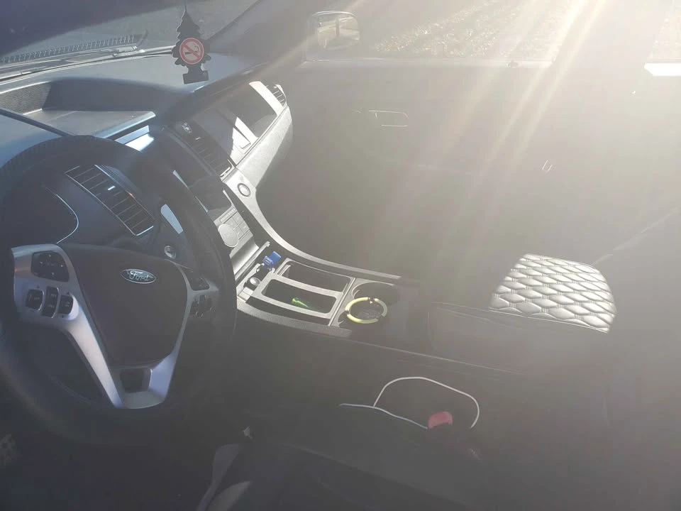 2013 Ford Taurus 6th Gen - Image 7 of 8
