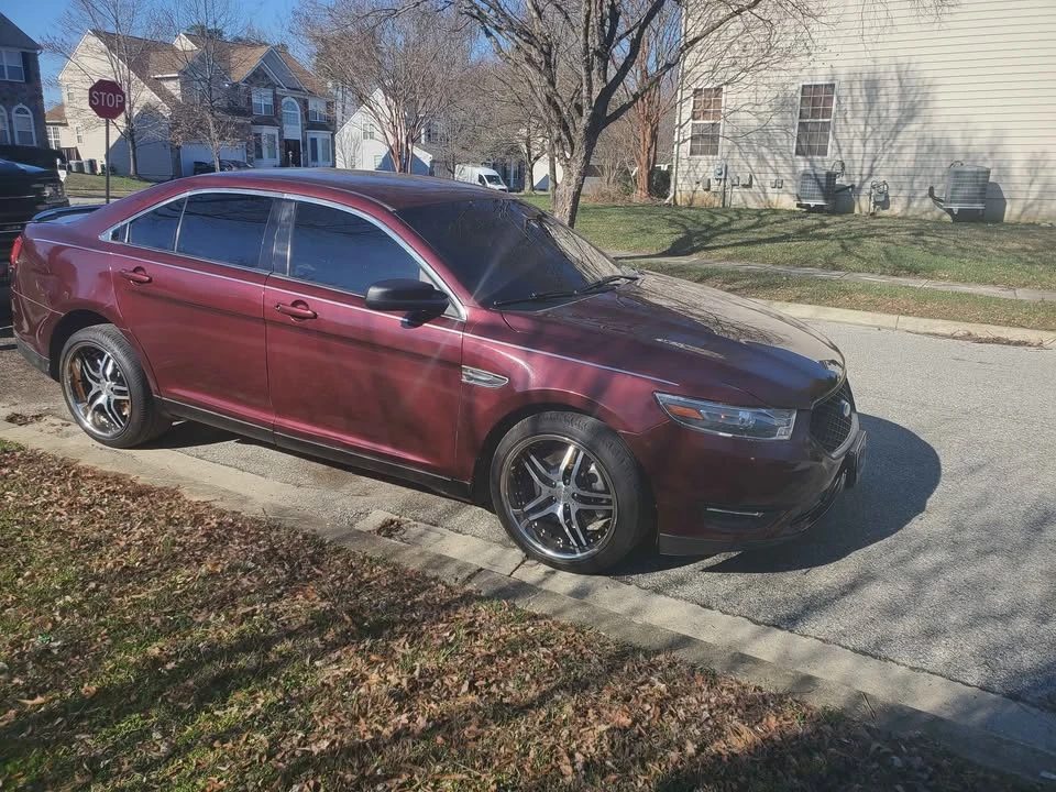 2013 Ford Taurus 6th Gen - Image 5 of 8