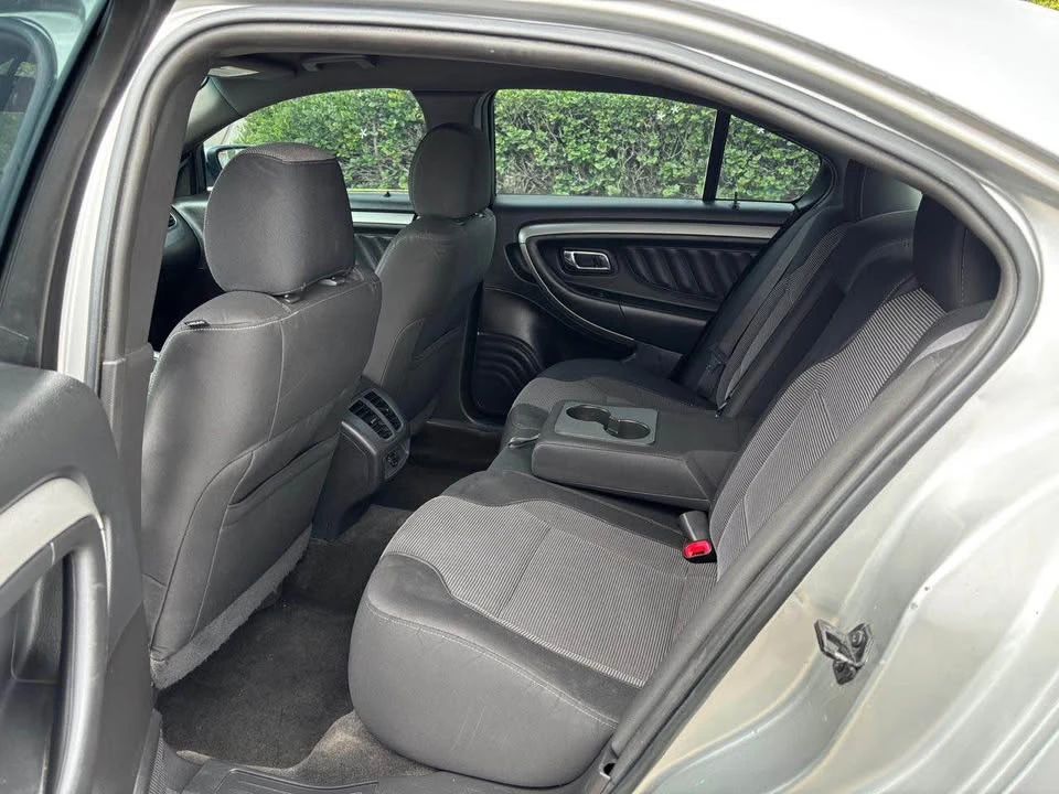 2013 Ford Taurus 6th Gen - Image 2 of 4