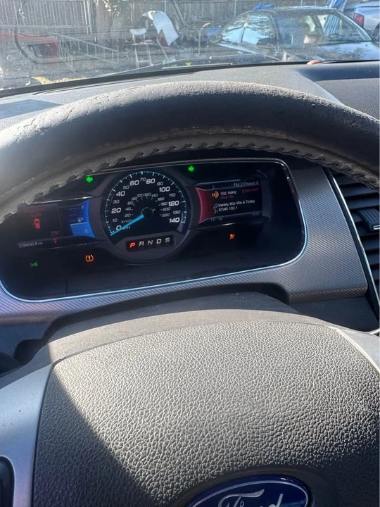 2013 Ford Taurus 6th Gen - Image 2 of 9