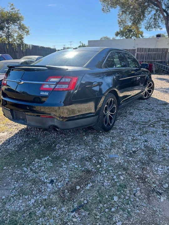 2013 Ford Taurus 6th Gen - Image 8 of 9