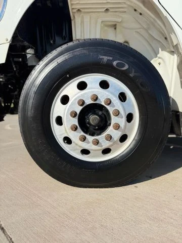 2013 Freightliner - Image 9 of 21