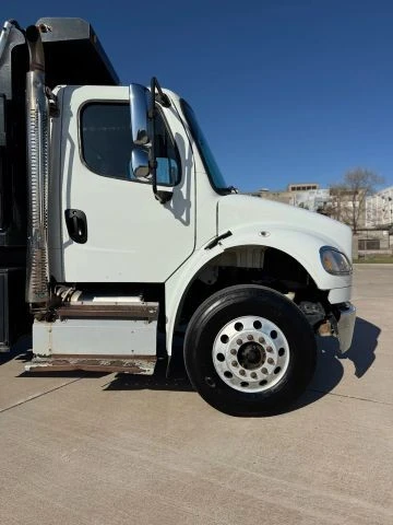 2013 Freightliner - Image 18 of 21
