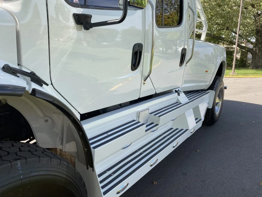 2013 Freightliner - Image 7 of 17