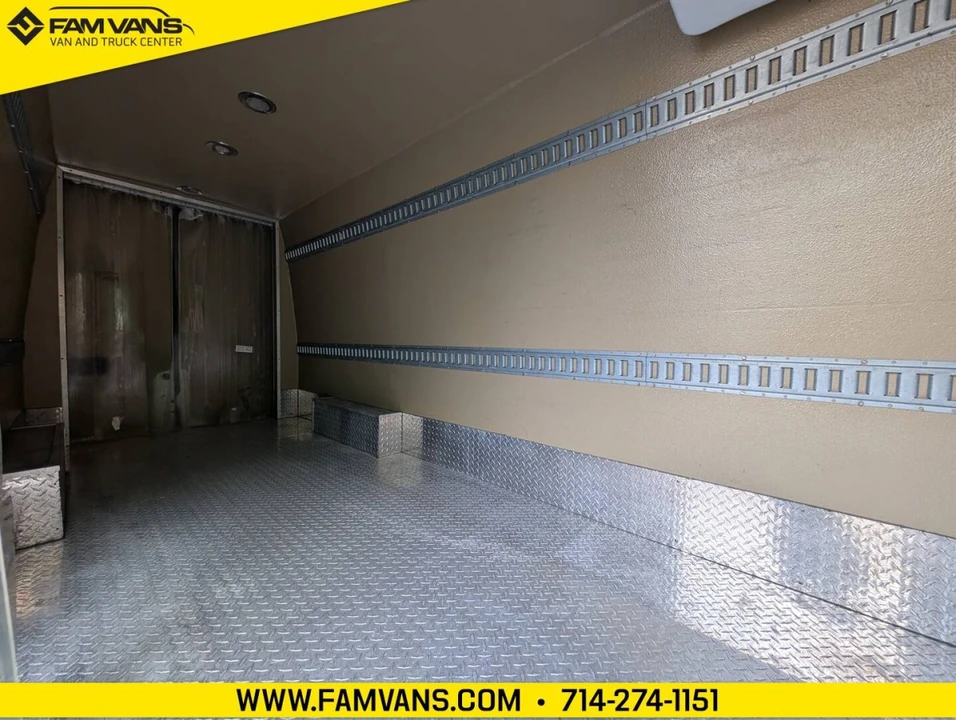 2013 Freightliner - Image 11 of 12