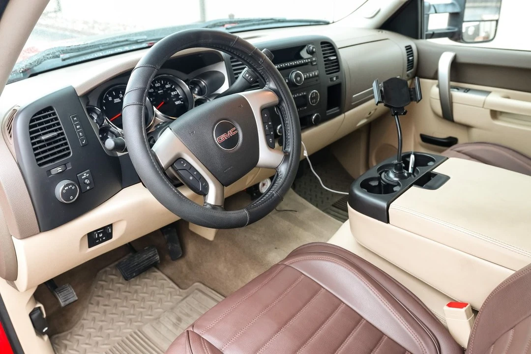 2013 GMC Sierra Heavy Duty 3rd Gen - Image 13 of 23