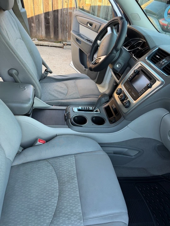 2013 GMC Acadia - Image 10 of 12