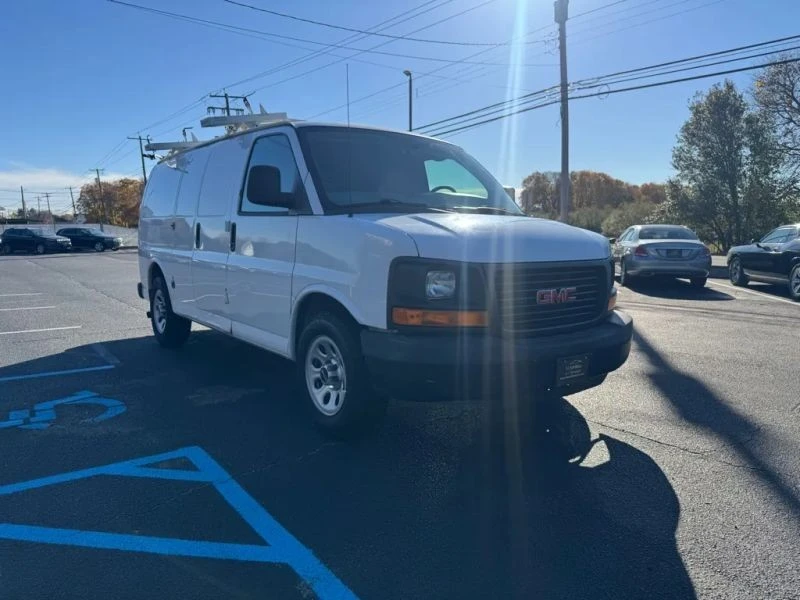 2013 GMC Savana - Image 4 of 6