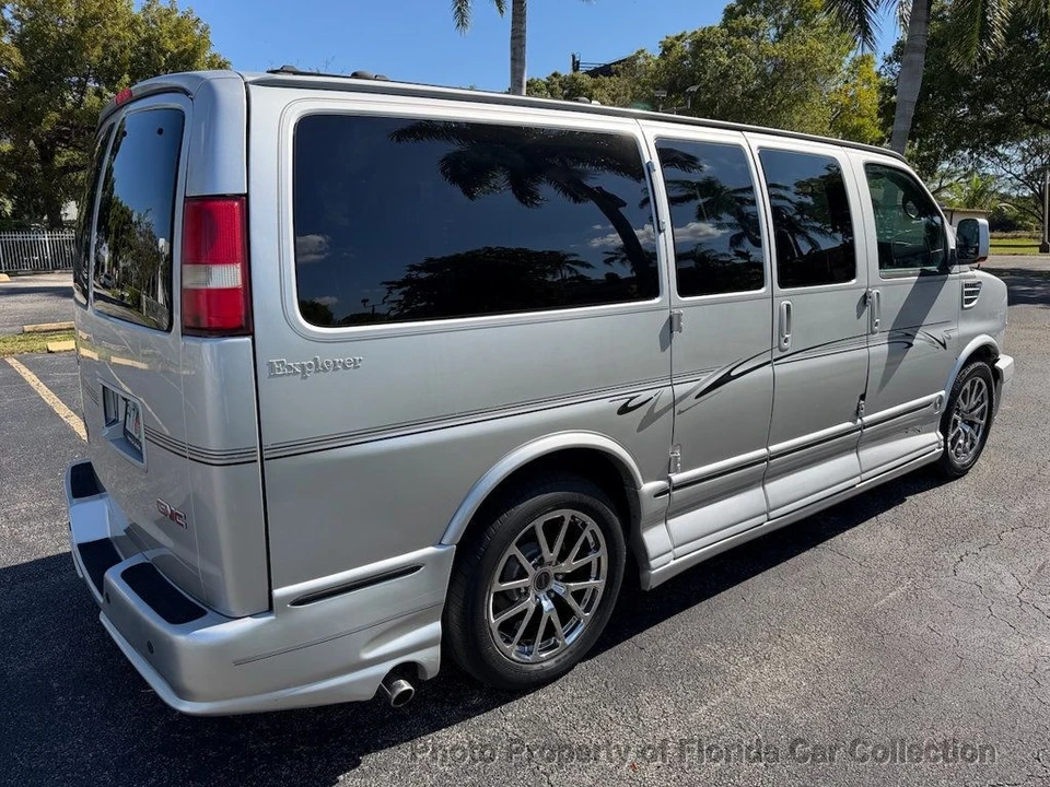 2013 GMC Savana - Image 4 of 12