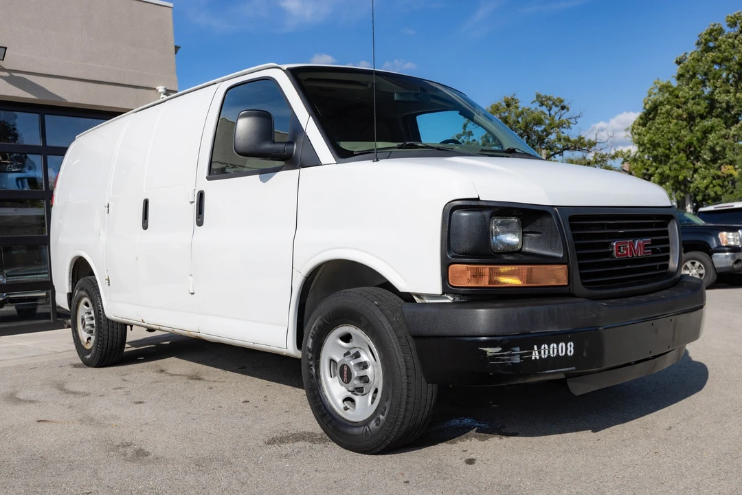 2013 GMC Savana - Image 20 of 21