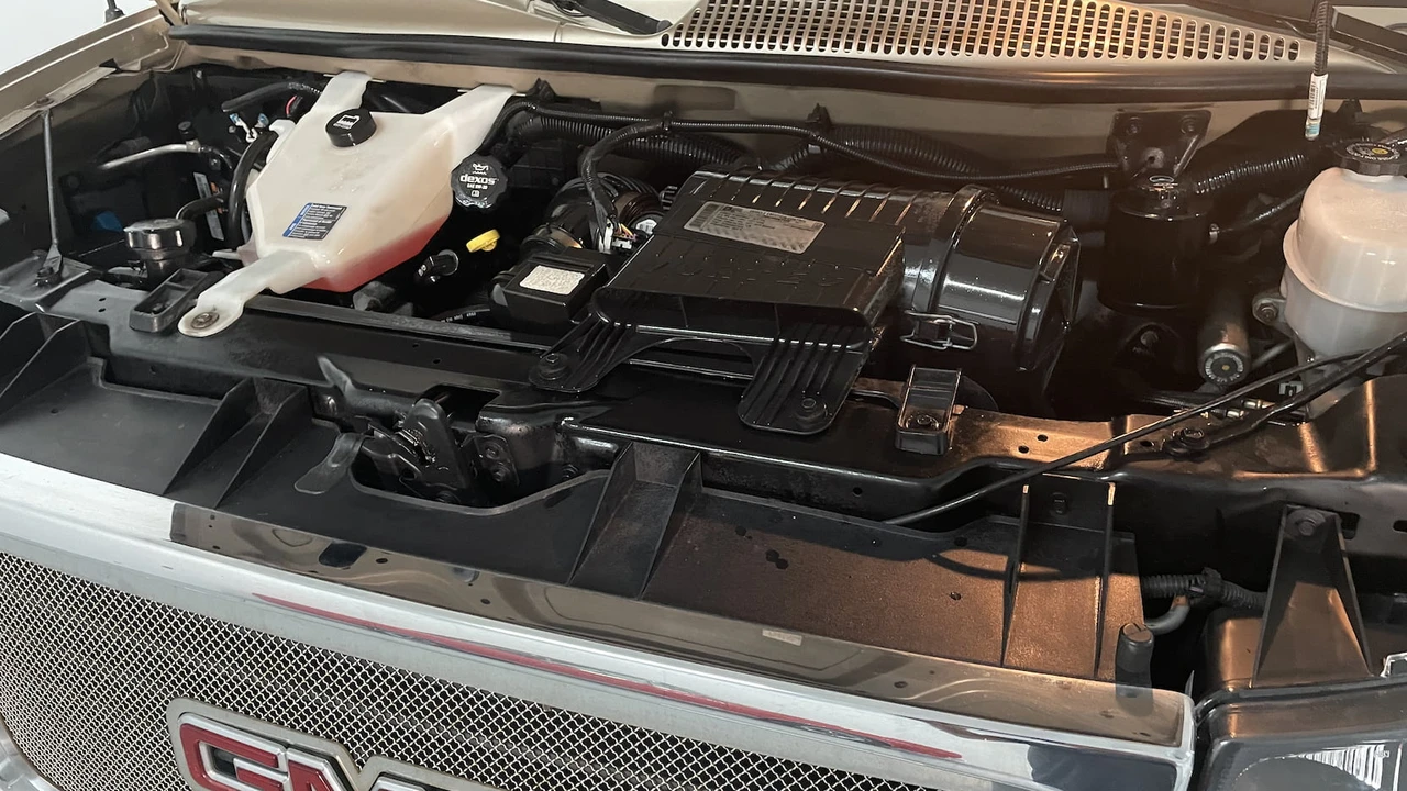 2013 GMC Savana - Image 7 of 17