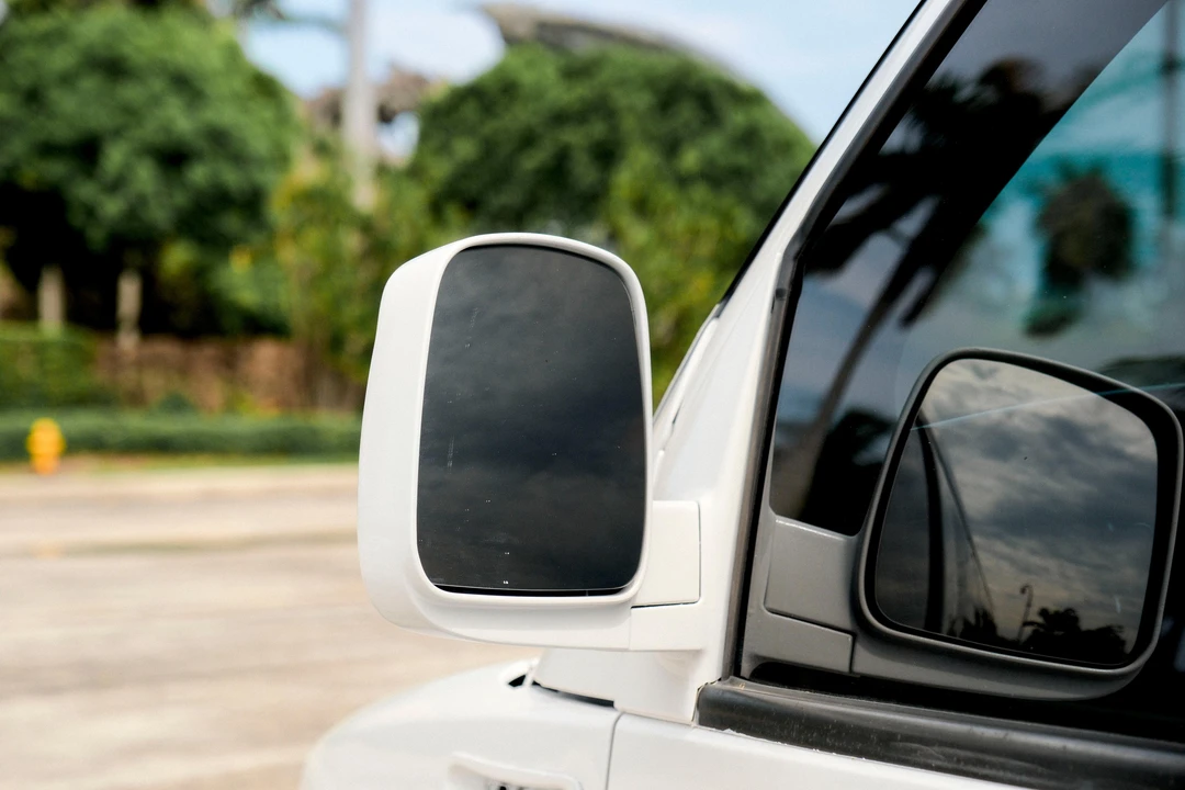 2013 GMC Savana - Image 23 of 31