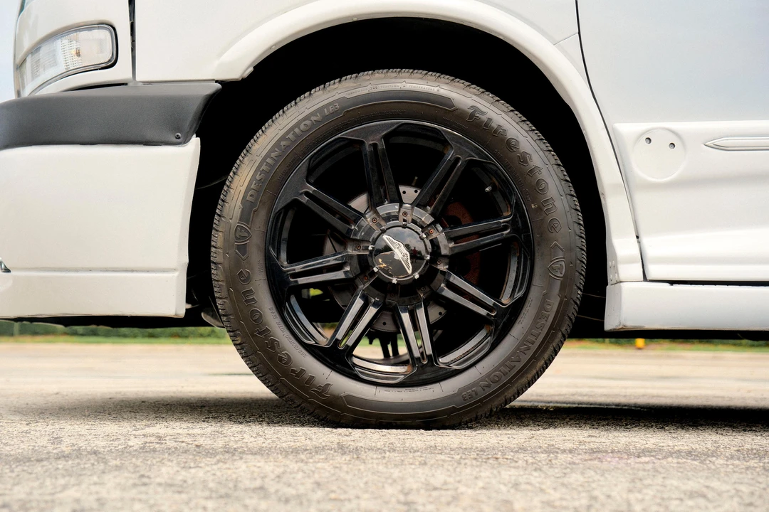 2013 GMC Savana - Image 29 of 31