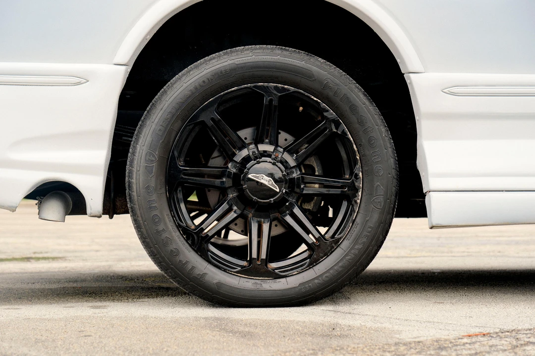 2013 GMC Savana - Image 31 of 31