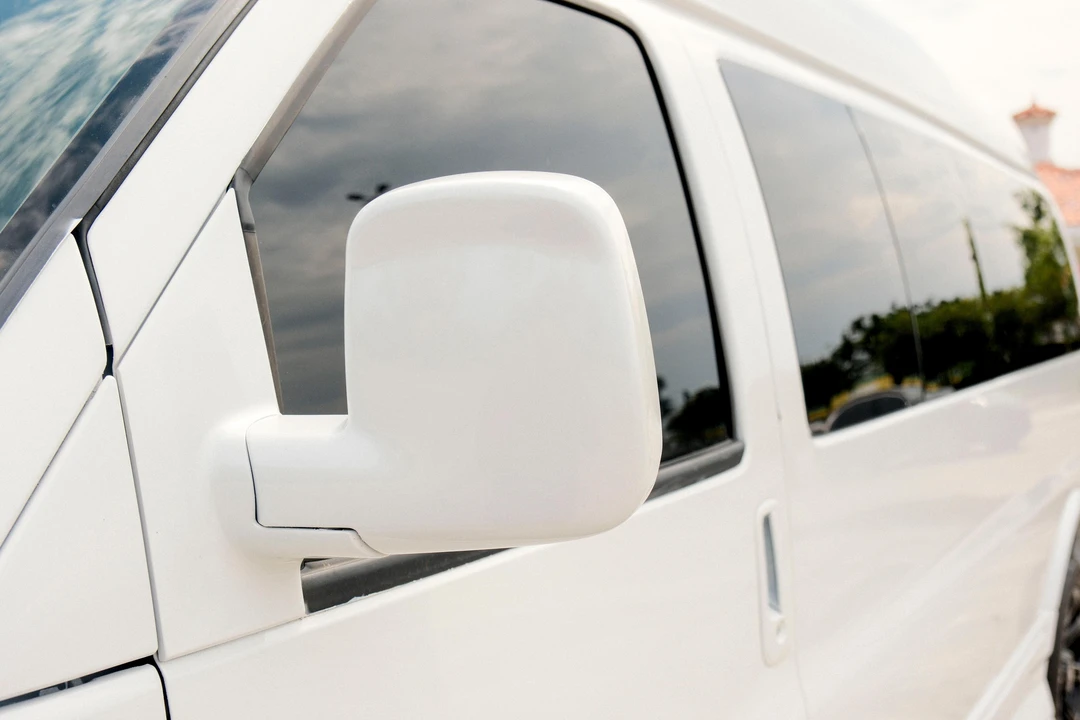 2013 GMC Savana - Image 22 of 31