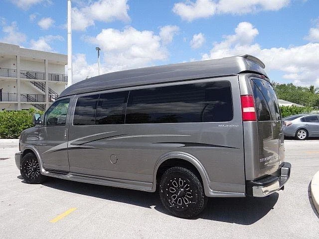 2013 GMC Savana - Image 2 of 21