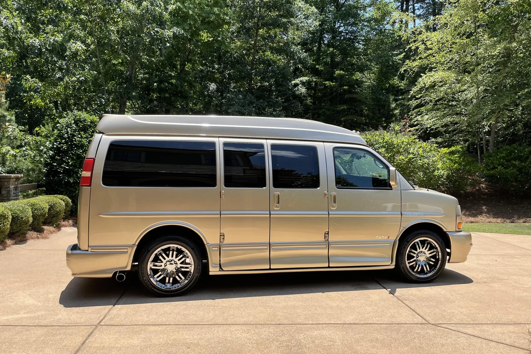 2013 GMC Savana - Image 21 of 31