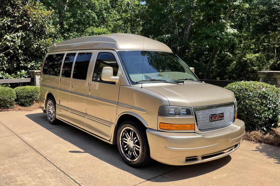 2013 GMC Savana - Image 24 of 31