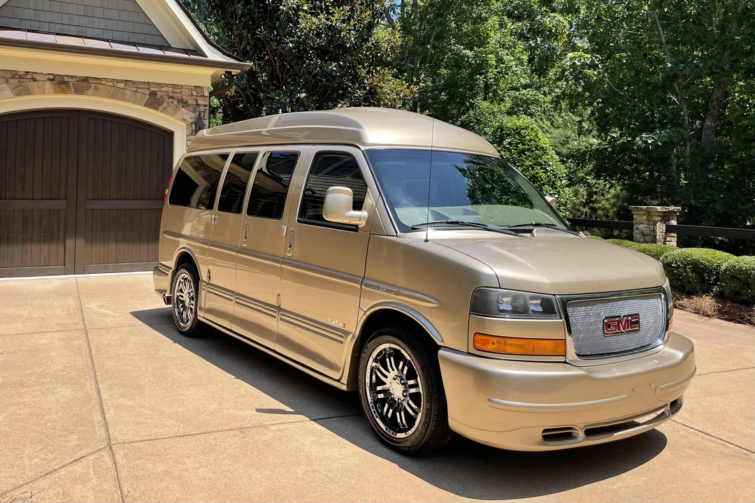 2013 GMC Savana - Image 25 of 31