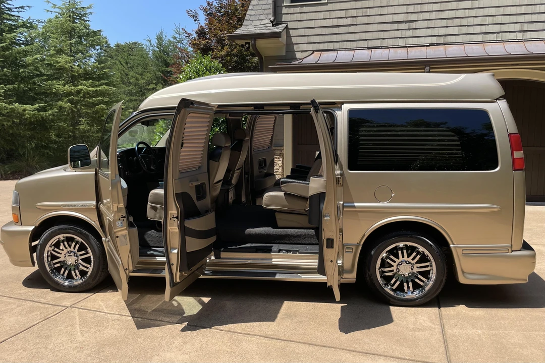 2013 GMC Savana - Image 29 of 31