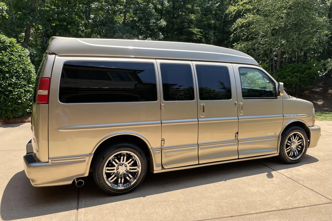 2013 GMC Savana - Image 20 of 31
