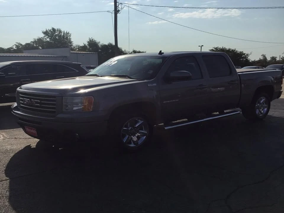 2013 GMC Sierra 3rd Gen - Image 3 of 12