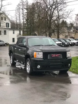 2013 GMC Sierra 1500 Crew Cab Denali Pickup 4D 5 3/4 ft