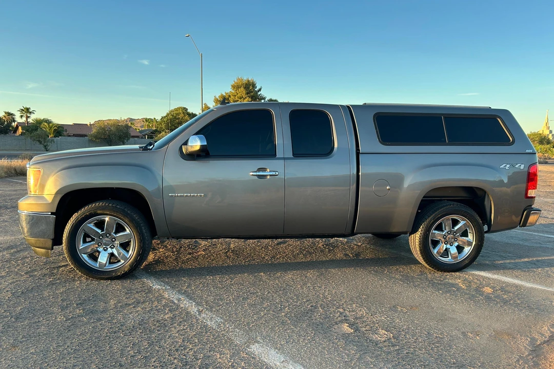 2013 GMC Sierra 3rd Gen - Image 3 of 31