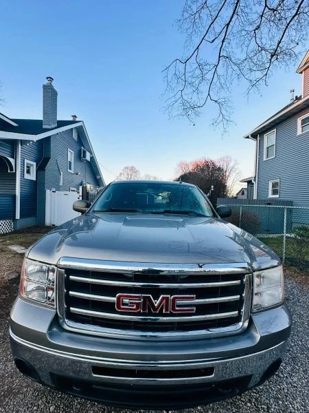 2013 GMC Sierra 3rd Gen - Image 2 of 12