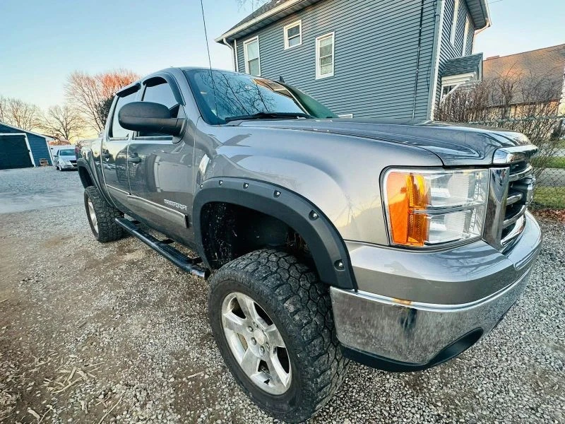 2013 GMC Sierra 3rd Gen - Image 3 of 12