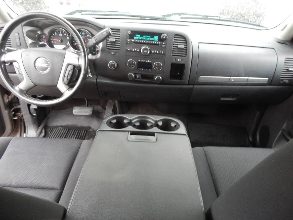 2013 GMC Sierra 3rd Gen - Image 2 of 12