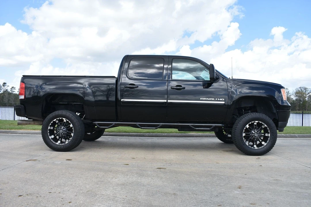 2013 GMC Sierra Heavy Duty 3rd Gen - Image 3 of 24