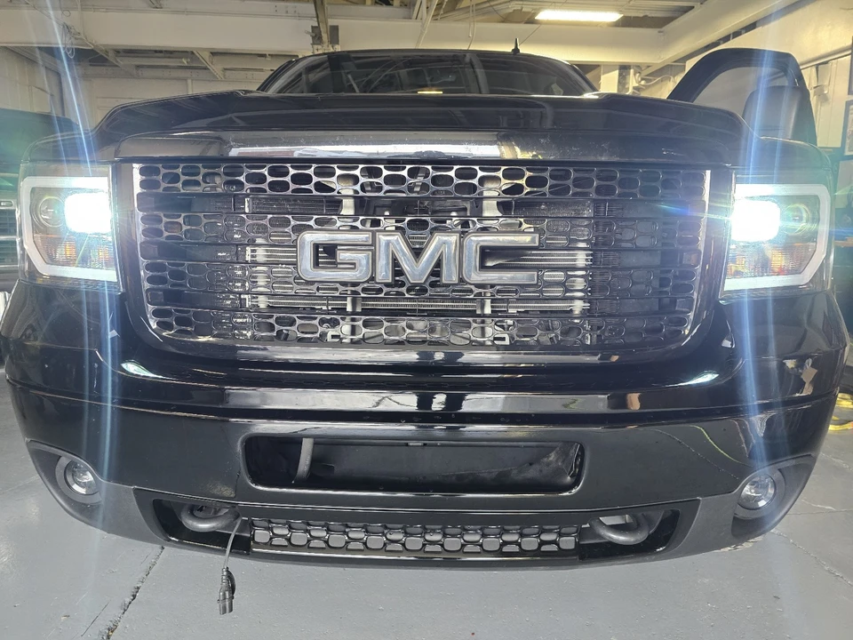 2013 GMC Sierra Heavy Duty 3rd Gen - Image 8 of 21