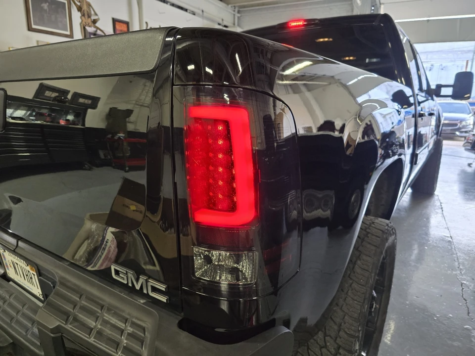 2013 GMC Sierra Heavy Duty 3rd Gen - Image 9 of 21