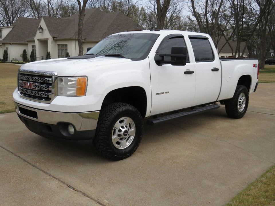 2013 GMC Sierra Heavy Duty 3rd Gen - Image 5 of 12