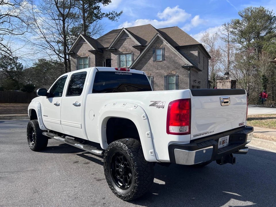 2013 GMC Sierra Heavy Duty 3rd Gen - Image 10 of 31
