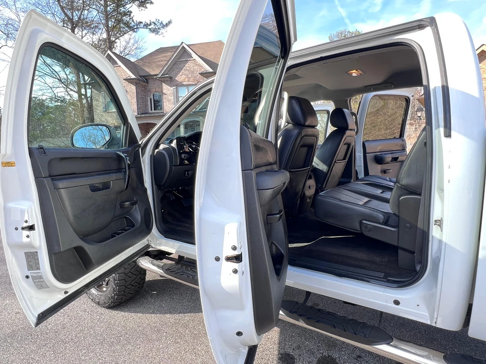 2013 GMC Sierra Heavy Duty 3rd Gen - Image 26 of 31