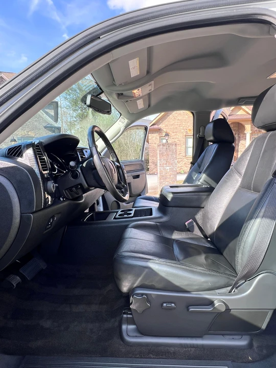 2013 GMC Sierra Heavy Duty 3rd Gen - Image 28 of 31