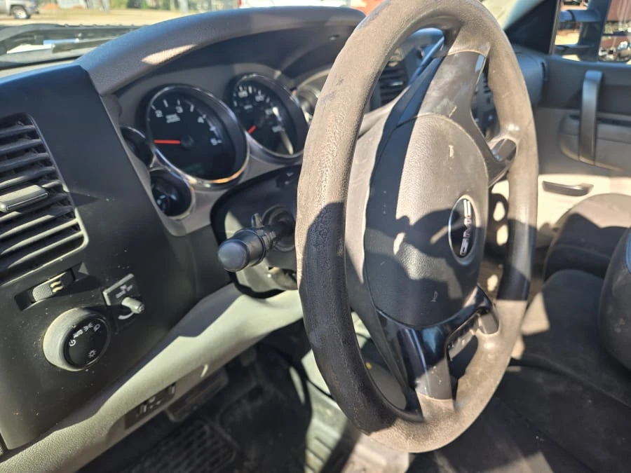 2013 GMC Sierra Heavy Duty 3rd Gen - Image 9 of 10