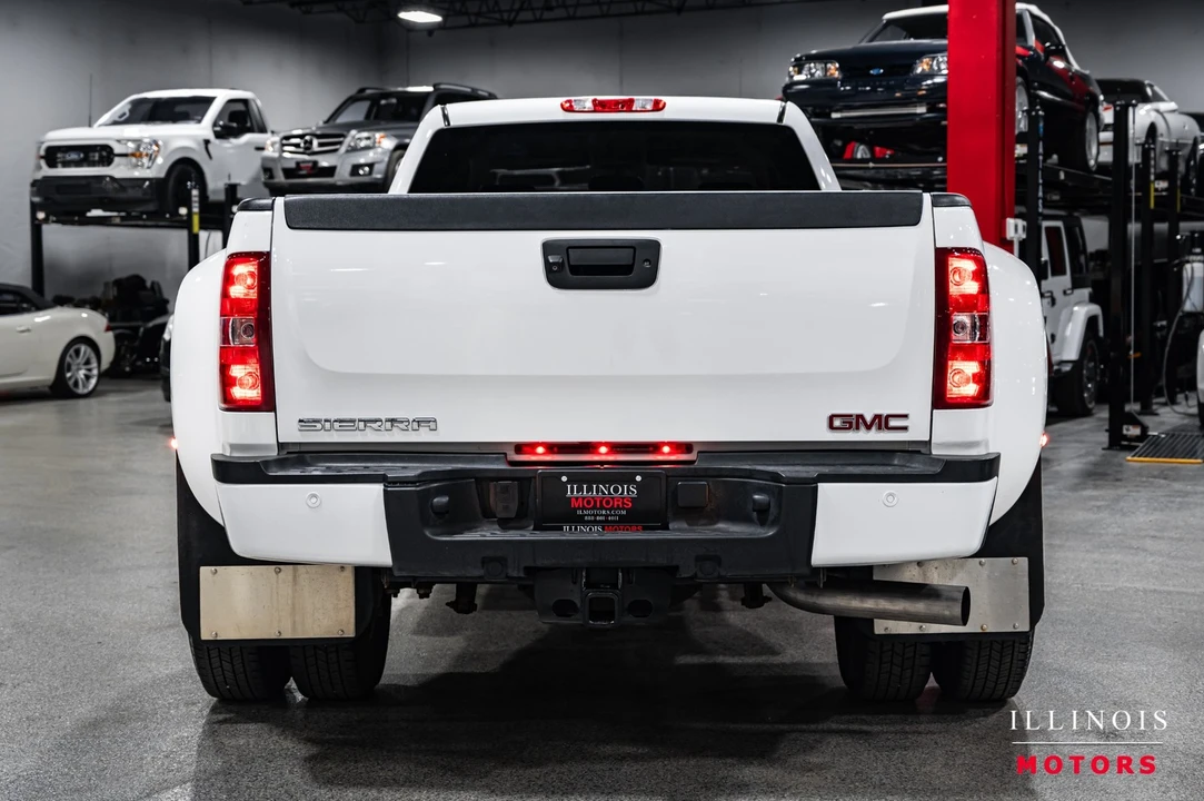 2013 GMC Sierra Heavy Duty 3rd Gen - Image 4 of 21