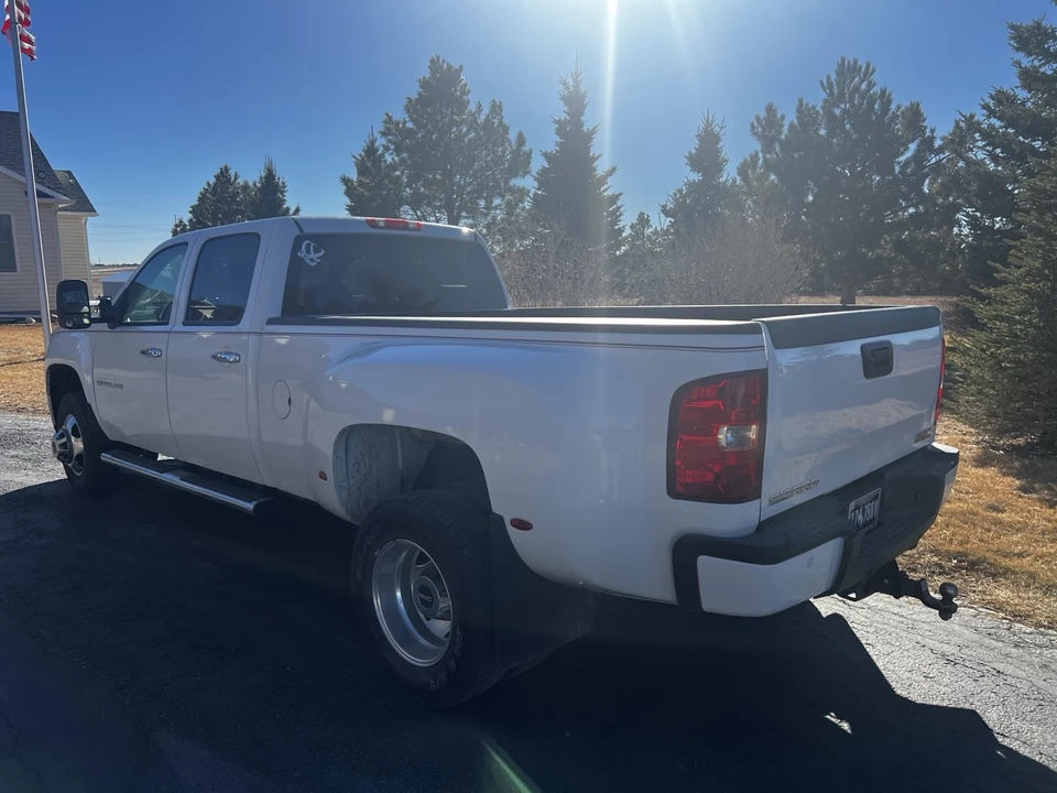 2013 GMC Sierra Heavy Duty 3rd Gen - Image 4 of 8