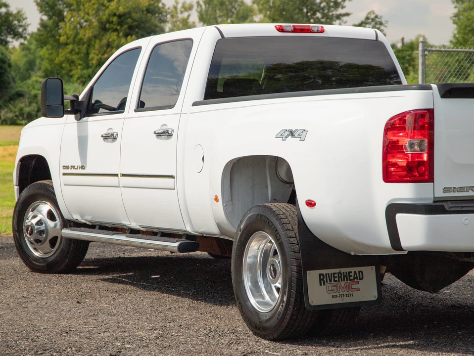 2013 GMC Sierra Heavy Duty 3rd Gen - Image 18 of 31