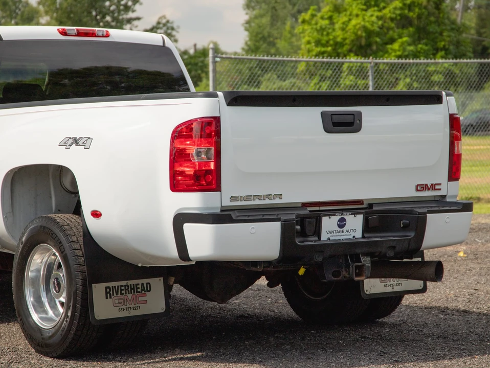 2013 GMC Sierra Heavy Duty 3rd Gen - Image 19 of 31