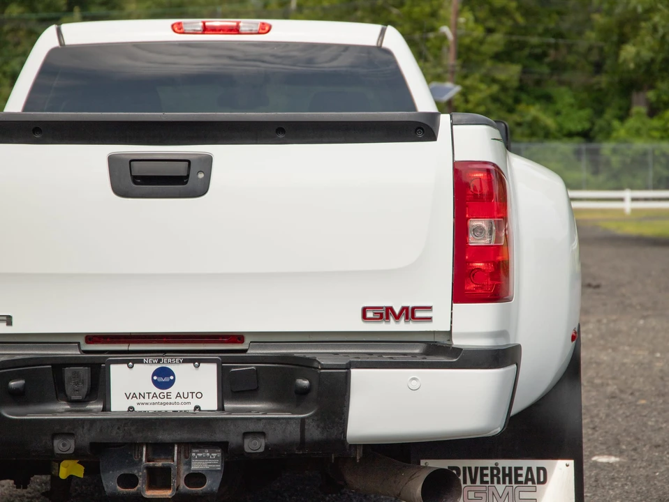 2013 GMC Sierra Heavy Duty 3rd Gen - Image 21 of 31
